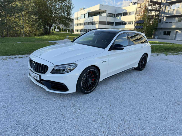 Mercedes C63 S AMG